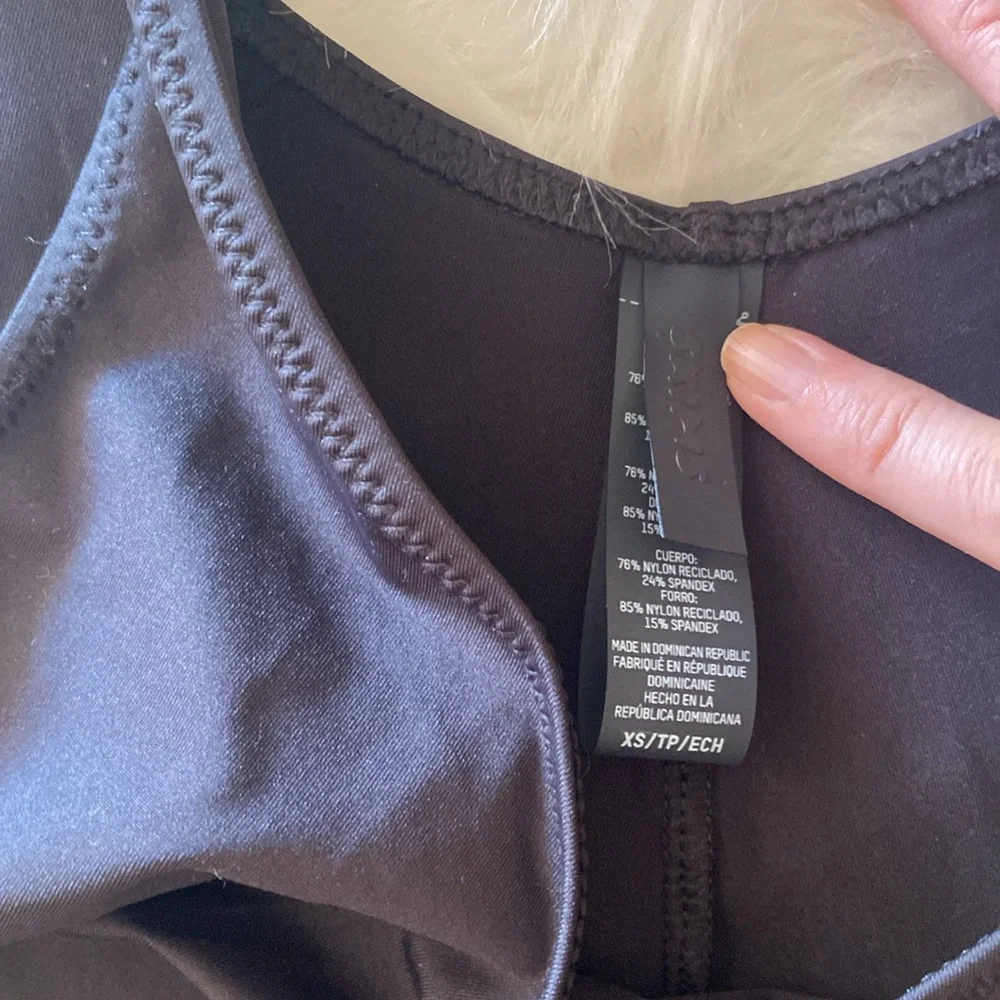 SKIMS brand color